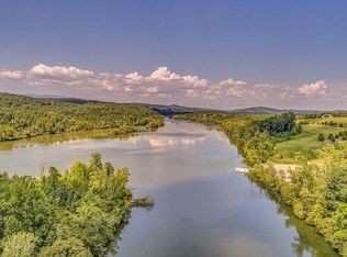 158 Pineberry East Rd, Oak Ridge, TN 37830