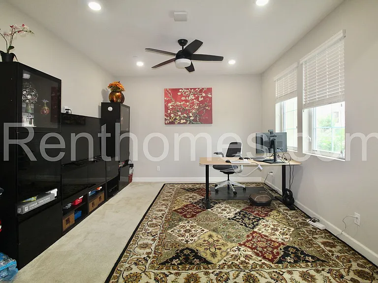 11007 Evelyn Way — Photo 4