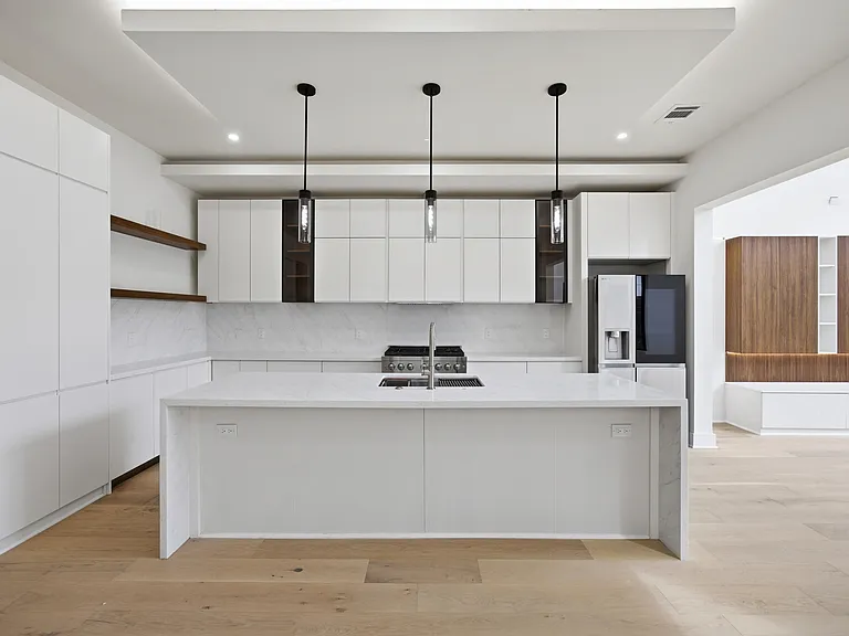 4222 Munger Ave — Photo 12
