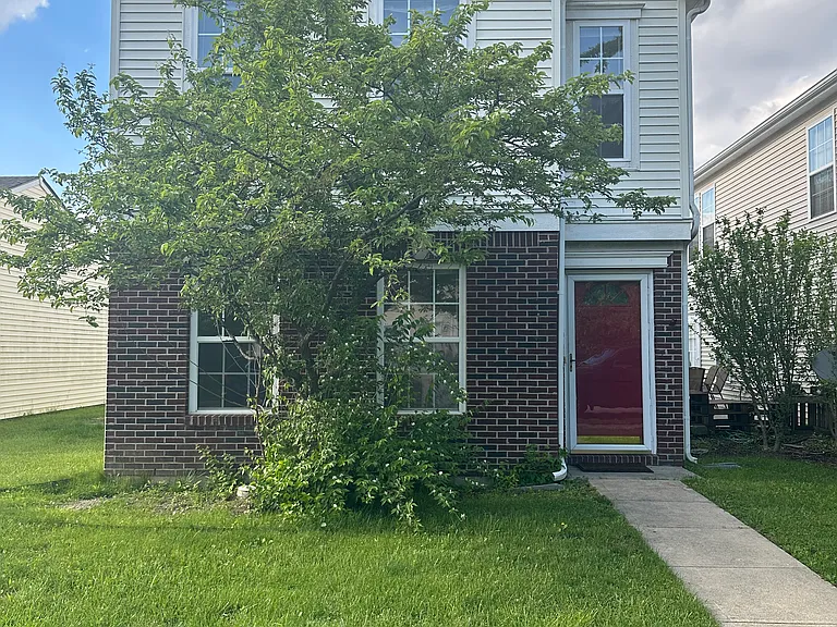 12850 Freedom Dr — Photo 1