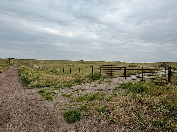 3rd image of Town Road In Ne1/4 9 Tract 19-1001A