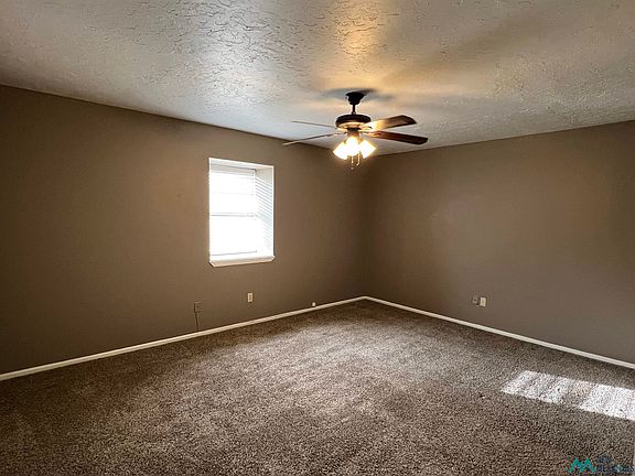 5th image of 3305 N Acoma Dr