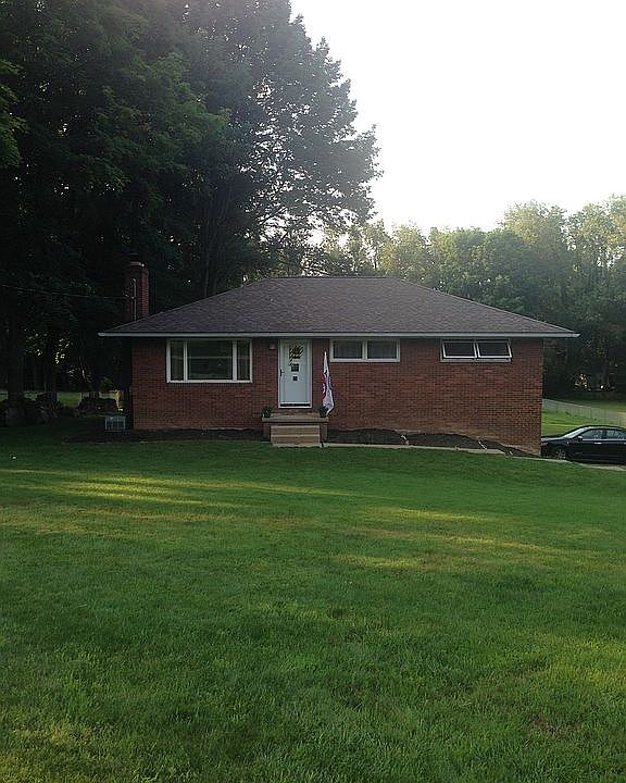 1st image of 210 Highland Ave