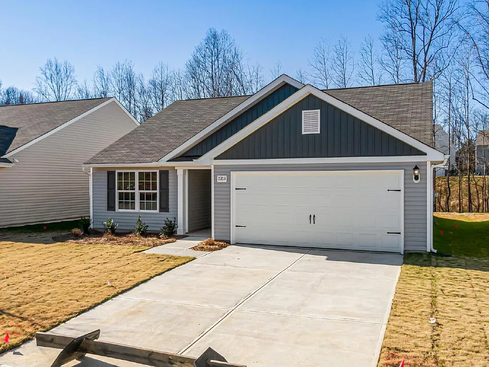 2203 Lagganmore Dr