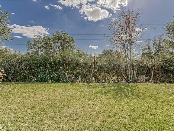 2nd image of 32516 Summerglade Dr