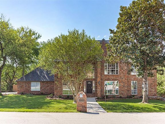 4th image of 1114 Babbling Brook Dr