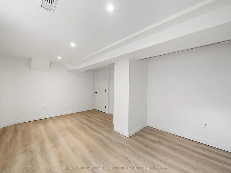 476 Euclid Ave #LOWER — Photo 4