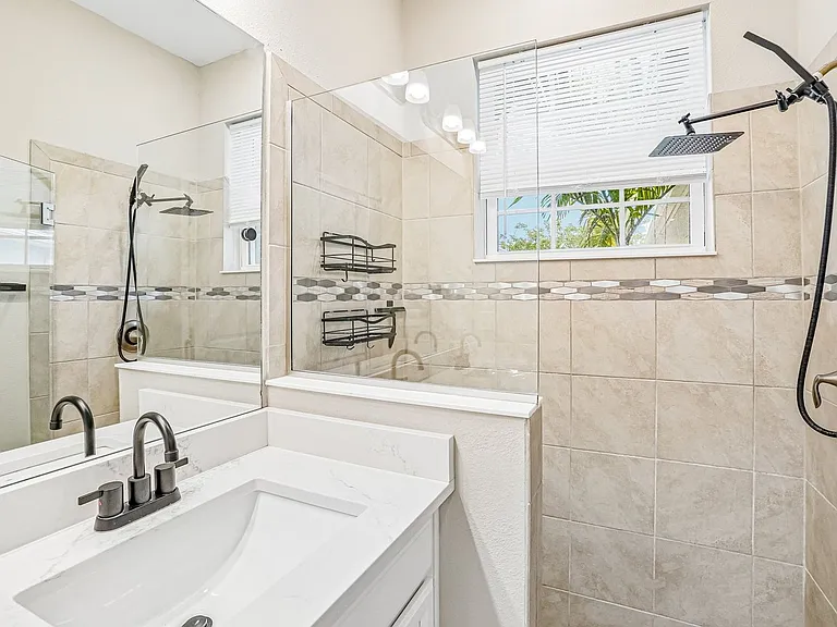 5282 Neil Dr — Photo 22