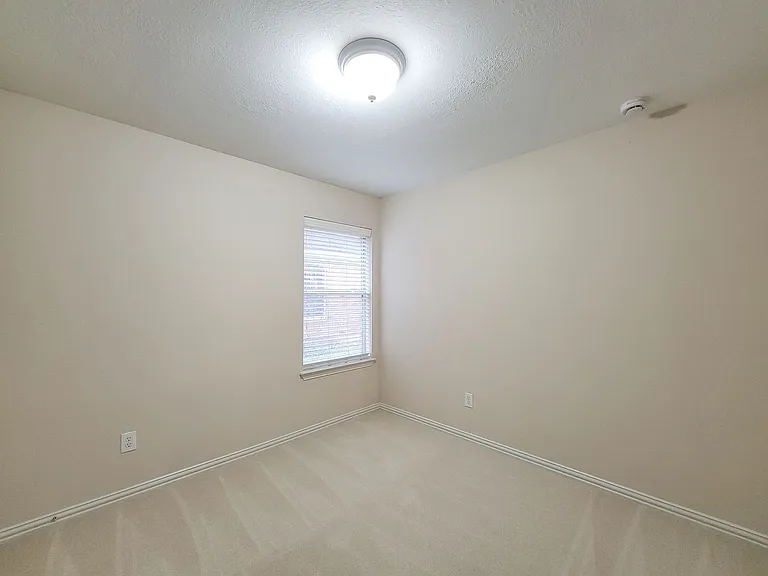 6806 Haley Ct — Photo 29