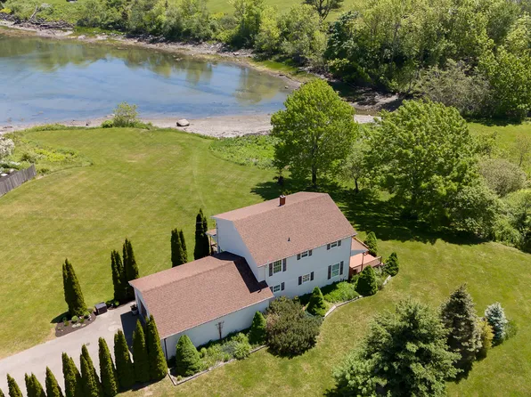 7 Clamshell Lane, Owls Head, ME 04854