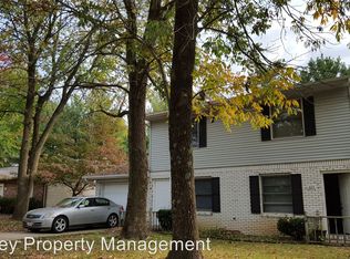 603 S Park Square Dr, Bloomington, IN 47403