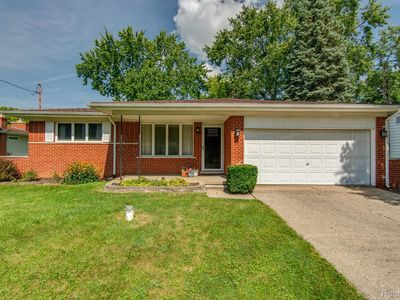 1092 Trotwood Ln, Flint, MI, 48507