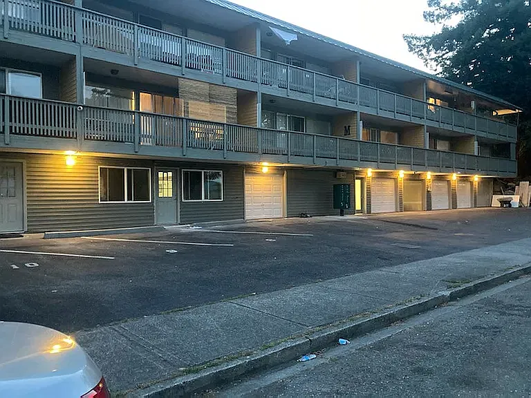 401 Taylor Ave NW #114