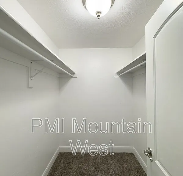 2779 W 5525 S #E-25 — Photo 15