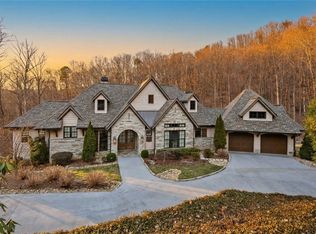 501 Mountain Summit Rd, Travelers Rest, SC 29690