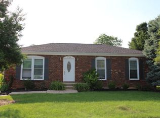 3724 Bristol Oaks Dr, Louisville, KY 40299