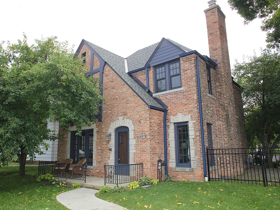 1st image of 1401 E Kenmore Pl