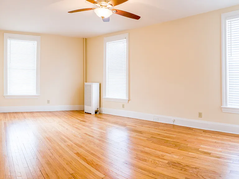 91 Elm St #1 — Photo 9