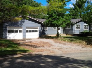 8781 Lavelle Rd, Athens, OH 45701