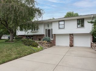 14626 Cuming St, Omaha, NE 68154