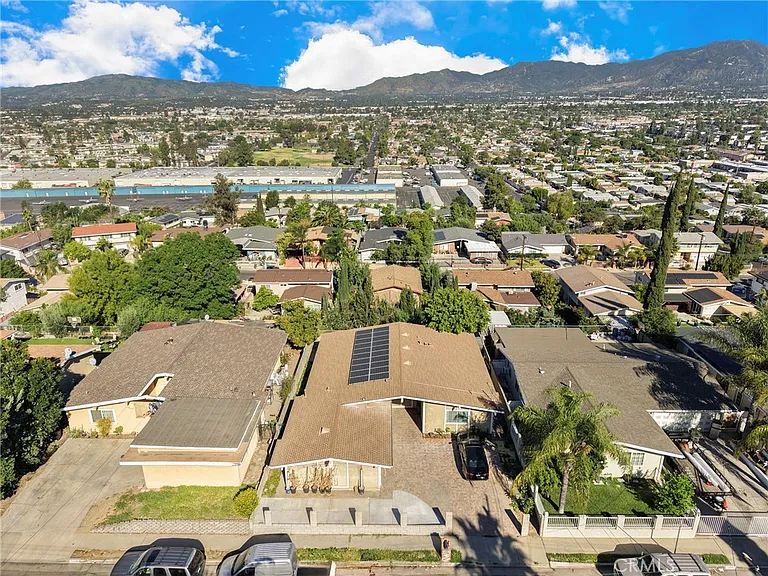 12647 Terra Bella St — Photo 33