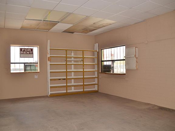 3rd image of 4415 S 6th Ave