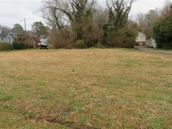 168 S Birdneck Rd, Virginia Beach, VA 23451