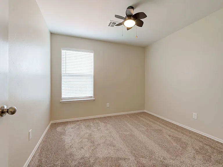 11705 NW 133rd St — Photo 30