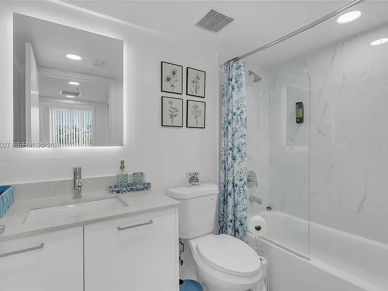 1850 Monroe St #401 — Photo 18