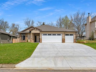 210 Hillside Dr, Baldwin City, KS, 66006