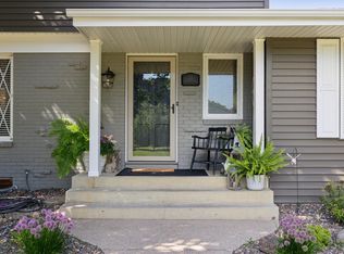 10 Western Ter, Golden Valley, MN 55426