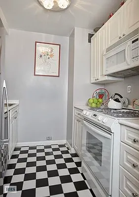 Sold by Brown Harris Stevens | media 5
