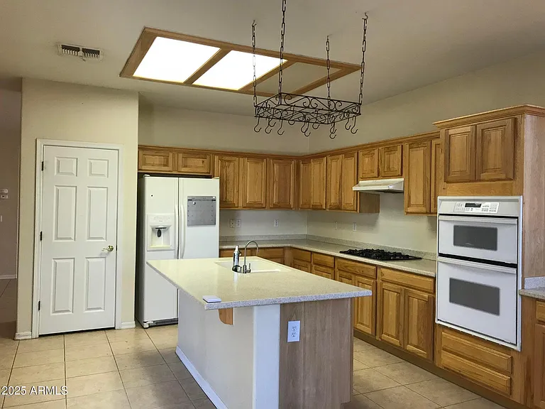 16804 W Northampton Rd — Photo 9