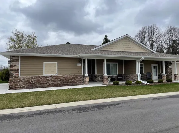 N13W6567 Cedarburg TRAIL, Cedarburg, WI 53012