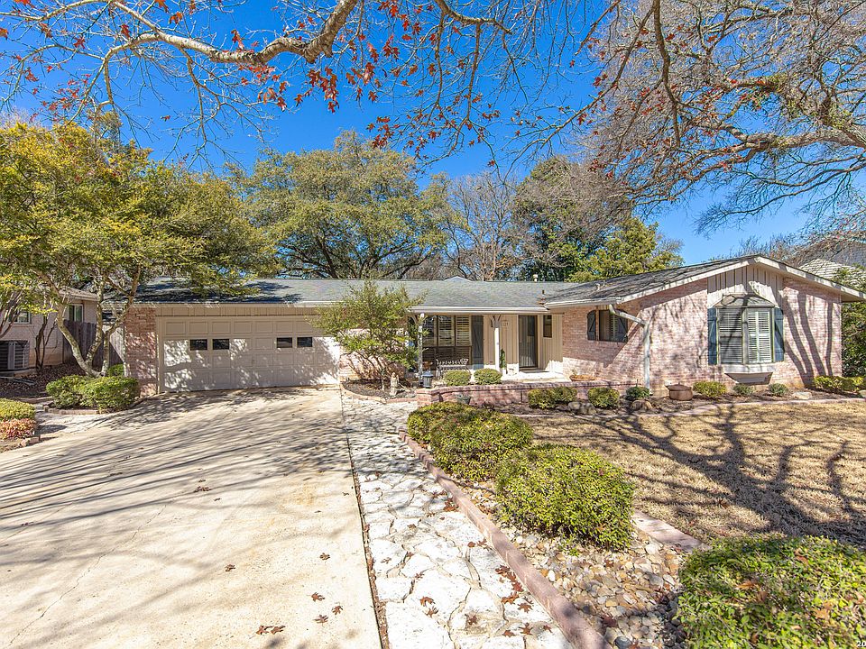 1st image of 129 Sage Dr