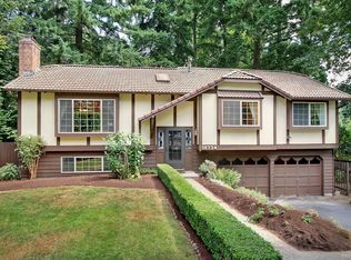 18734 129th Ct NE, Bothell, WA 98011