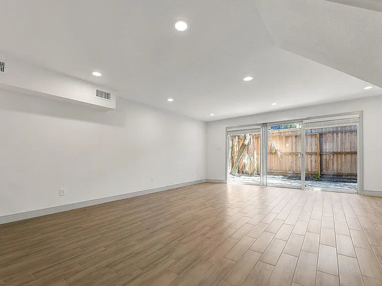 The Dawson at Stratford Apartments — Photo 107