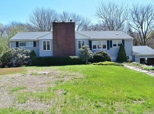 271 Whalehead Rd, Gales Ferry, CT 06335