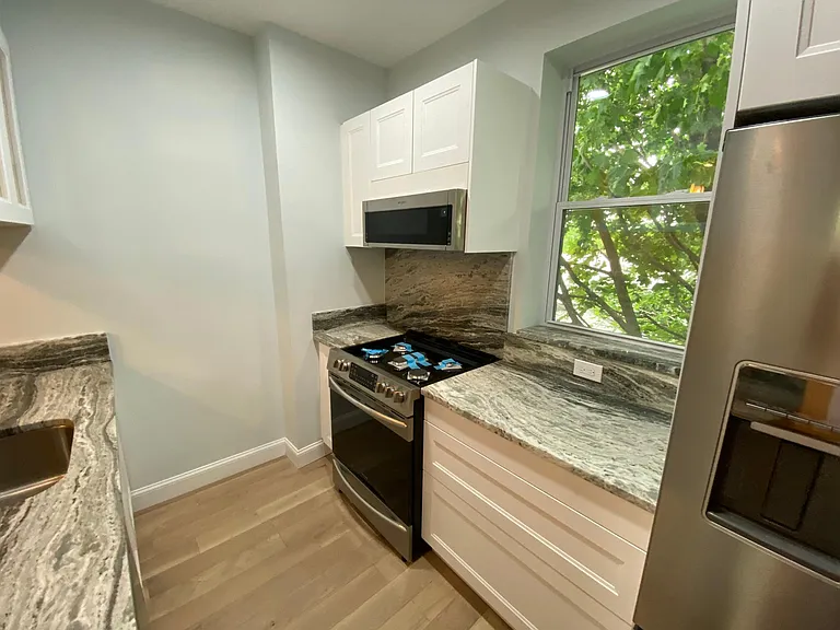 1417 Massachusetts Ave SE #6 — Photo 9