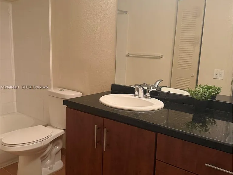 12950 Vista Isles Dr #424 — Photo 2