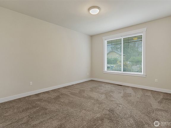 5th image of 627 S 166th Street