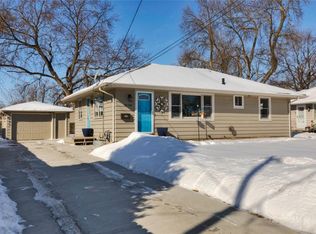 4120 67th St, Urbandale, IA 50322