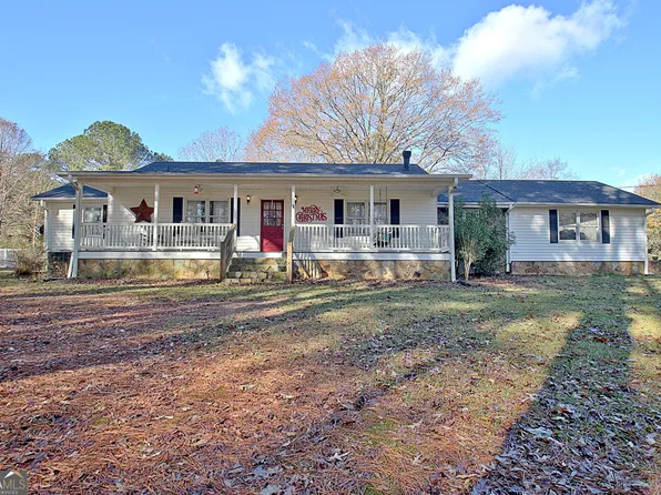 435 Crabapple Rd, Fayetteville, GA 30215