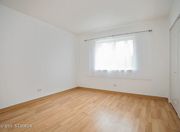 5th image of 9420 Bay Colony Dr APT 3E
