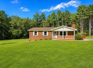 132 Oakdale Rd, Ennice, NC 28623