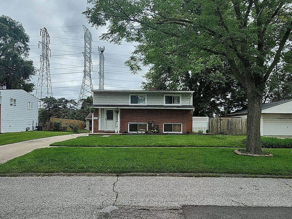 1st image of 43042 Goldberg Dr