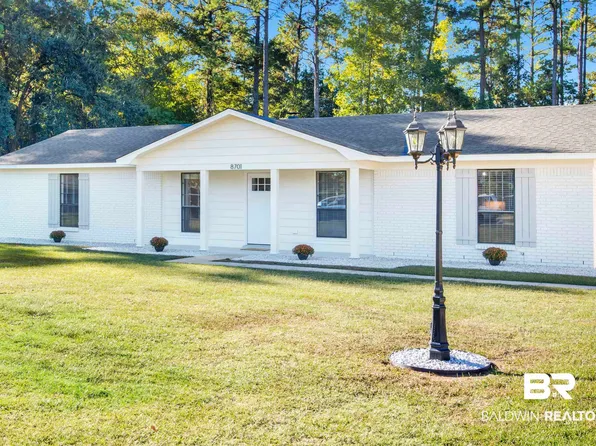 8701 Pecan Ct, Semmes, AL 36575