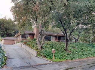 326 Mesa Lila Rd, Glendale, CA 91208