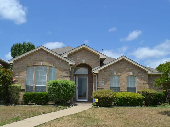 1013 Clear Creek Dr, Mesquite, TX 75181