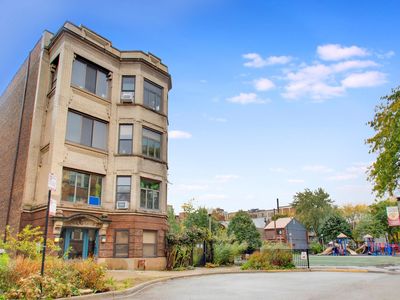 5125 N Winthrop Ave APT 3F, Chicago, IL, 60640